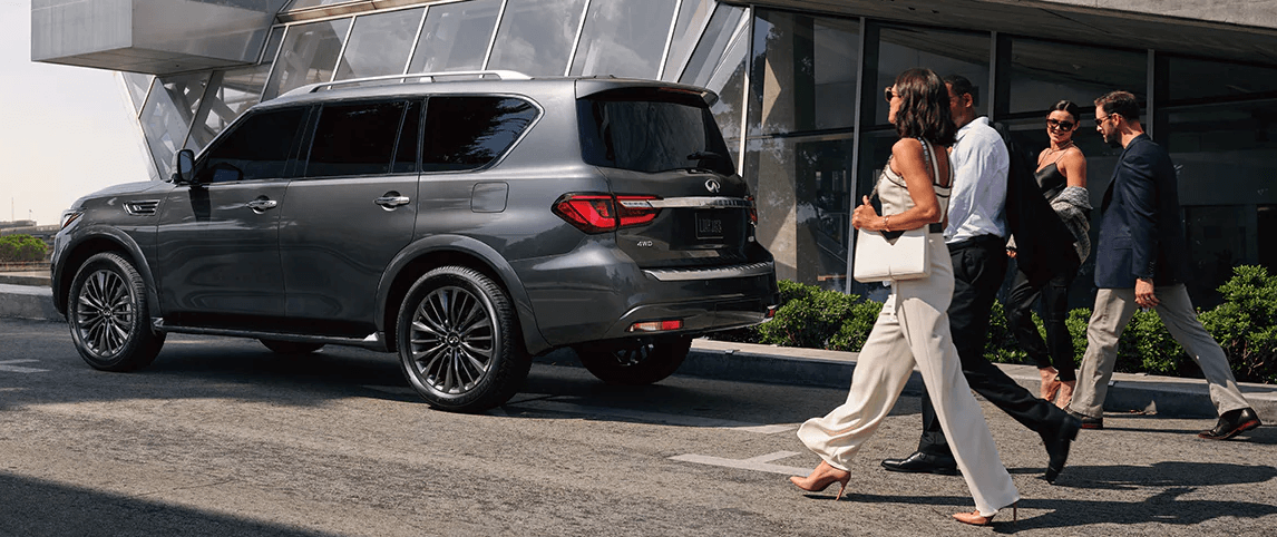 INFI ONTARIO - grey car