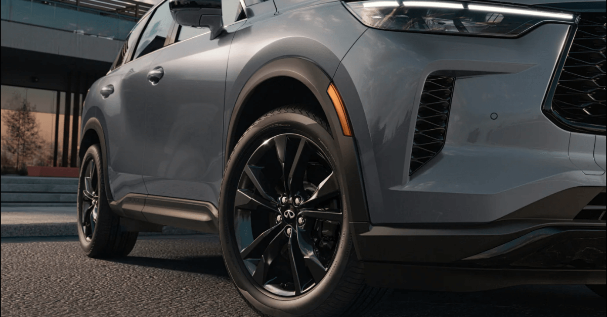 tires of the 2025 Infiniti QX60