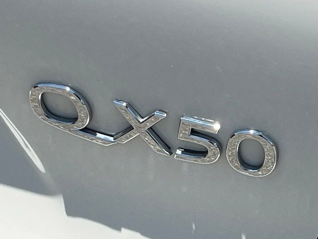 2021 INFINITI QX50 LUXE