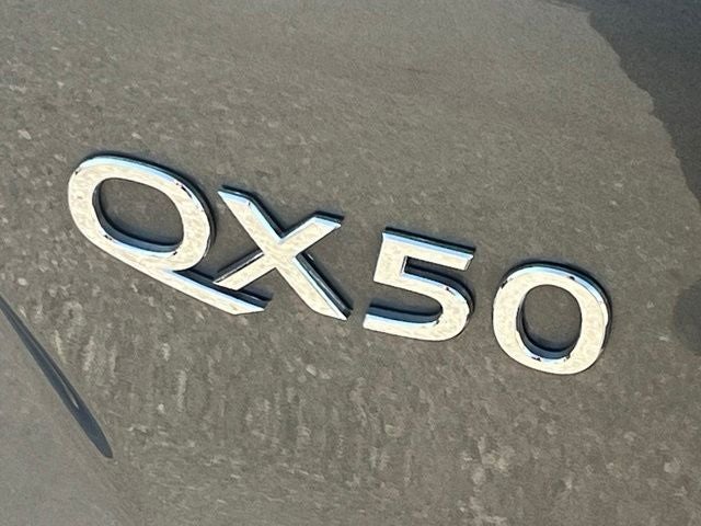 2023 INFINITI QX50 LUXE FWD