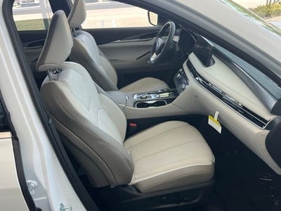 2027 INFINITI QX60 Luxe FWD