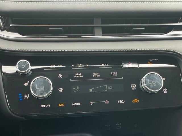 2027 INFINITI QX60 Luxe FWD
