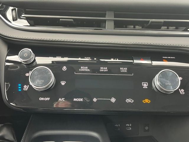 2027 INFINITI QX60 Luxe FWD