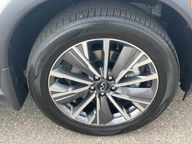 2027 INFINITI QX60 Luxe FWD