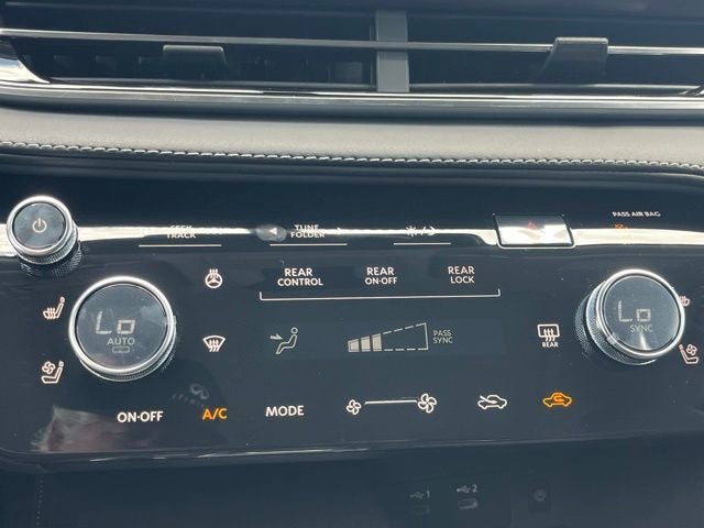 2027 INFINITI QX60 Luxe FWD