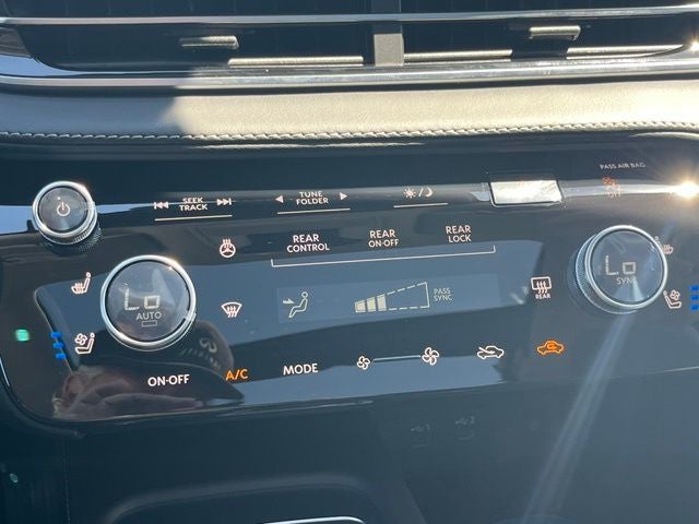 2027 INFINITI QX60 Luxe FWD