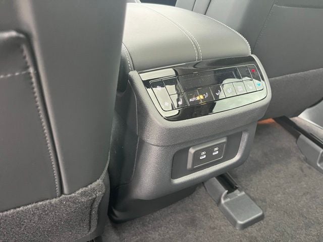 2027 INFINITI QX60 Luxe FWD