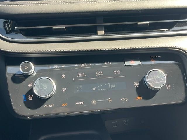 2027 INFINITI QX60 Luxe FWD