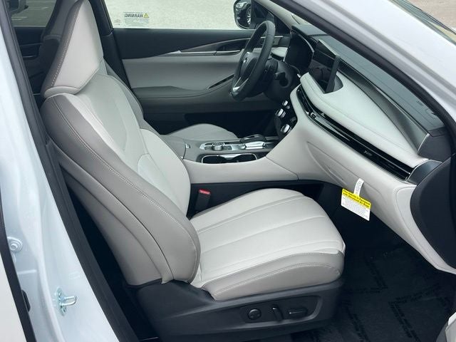 2027 INFINITI QX60 Luxe FWD