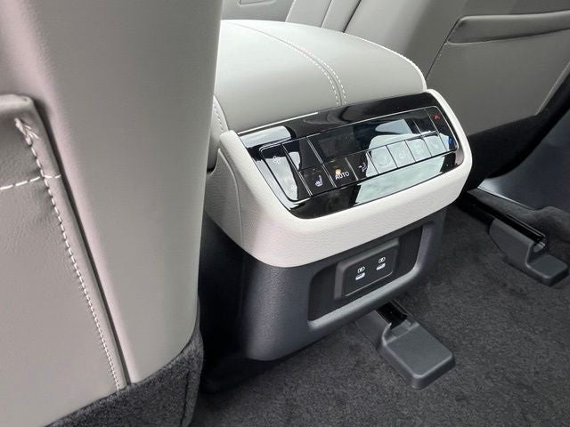 2027 INFINITI QX60 Luxe FWD