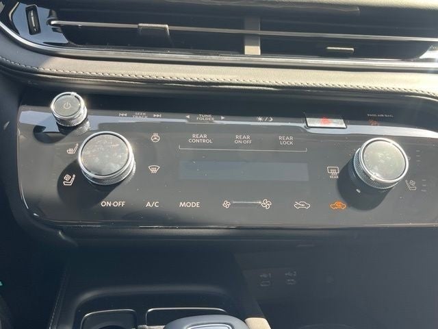 2027 INFINITI QX60 Luxe AWD