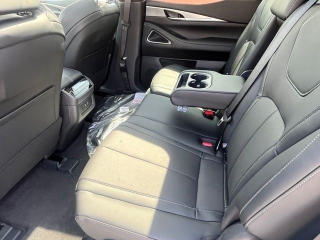 2027 INFINITI QX60 Luxe AWD