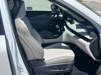 2026 INFINITI QX60 Luxe FWD