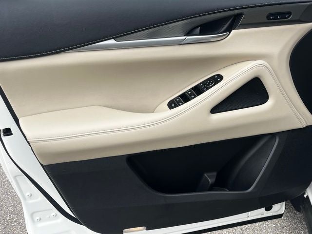 2023 INFINITI QX60 LUXE FWD