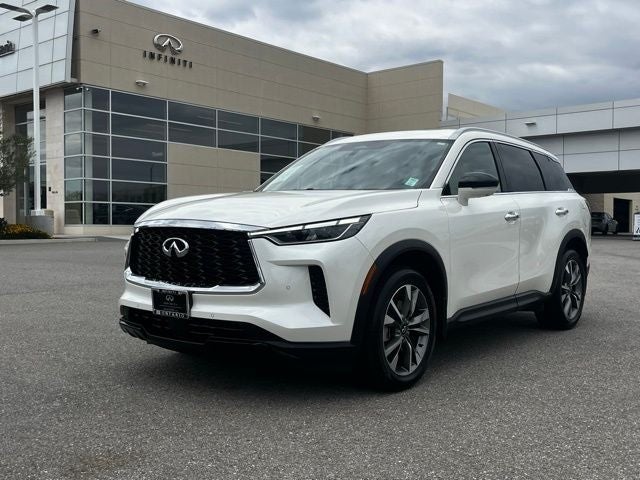 2023 INFINITI QX60 LUXE FWD