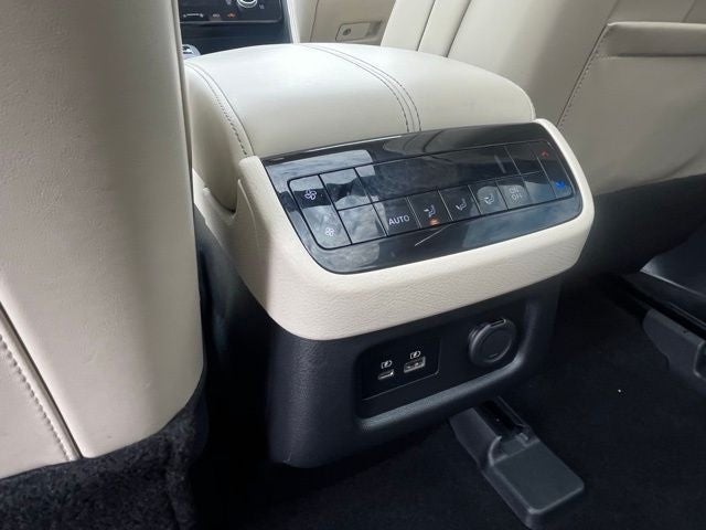 2023 INFINITI QX60 LUXE FWD