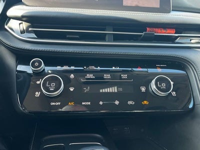 2023 INFINITI QX60 LUXE AWD