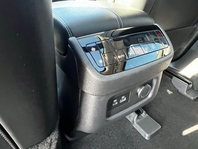 2023 INFINITI QX60 LUXE AWD