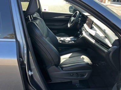 2023 INFINITI QX60 LUXE AWD