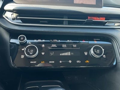 2023 INFINITI QX60 LUXE AWD