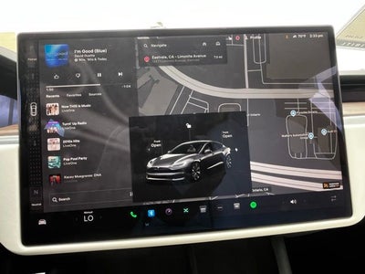 2022 Tesla Model S Base