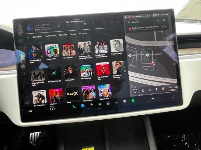2022 Tesla Model S Base