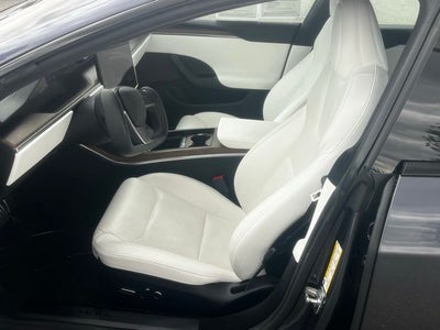 2022 Tesla Model S Base