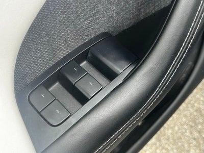 2022 Tesla Model S Base