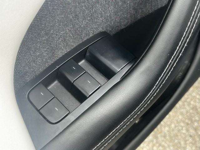 2022 Tesla Model S Base