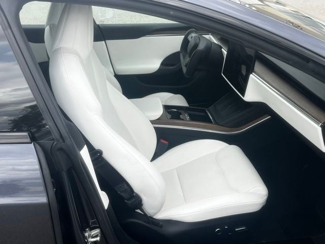 2022 Tesla Model S Base