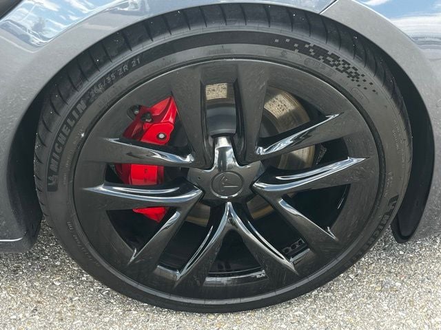 2021 Tesla Model S Plaid