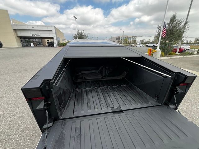 2024 Tesla Cybertruck Base