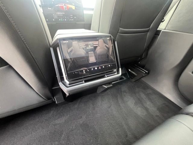 2024 Tesla Cybertruck Cyberbeast