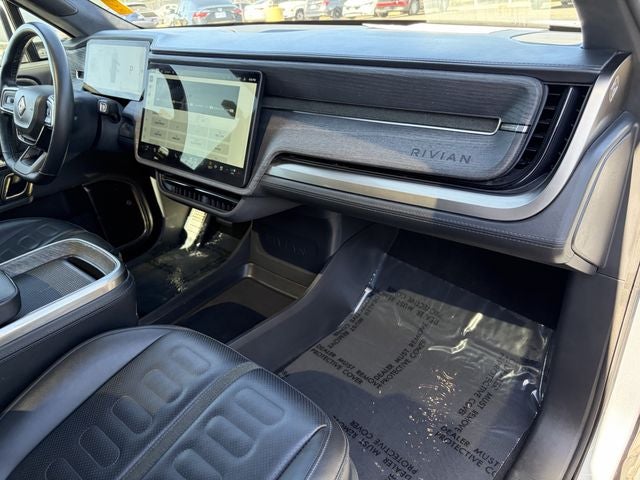 2023 Rivian R1S Adventure