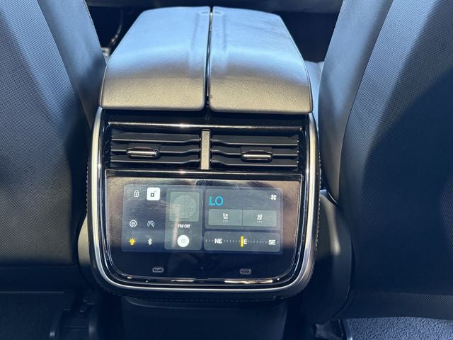 2023 Rivian R1S Adventure