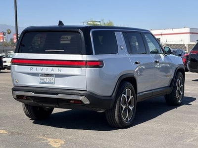 2023 Rivian R1S Adventure