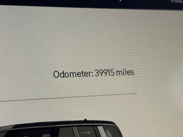 2023 Rivian R1S Adventure