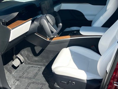 2023 Tesla Model X Standard Range