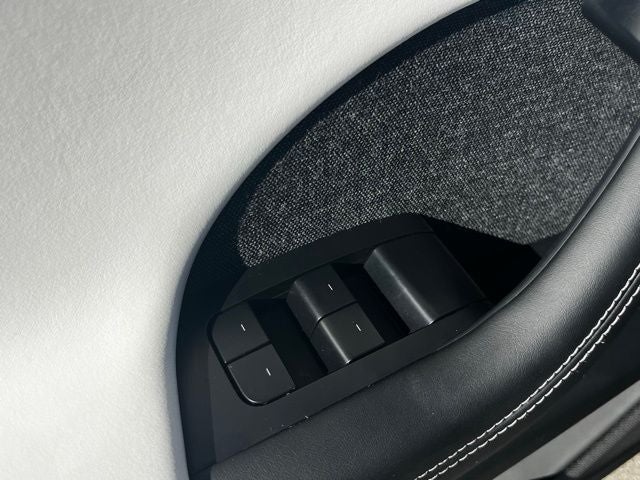 2023 Tesla Model X Standard Range