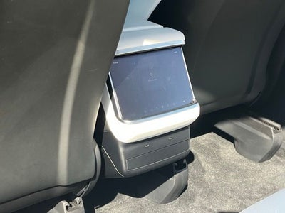 2023 Tesla Model X Standard Range