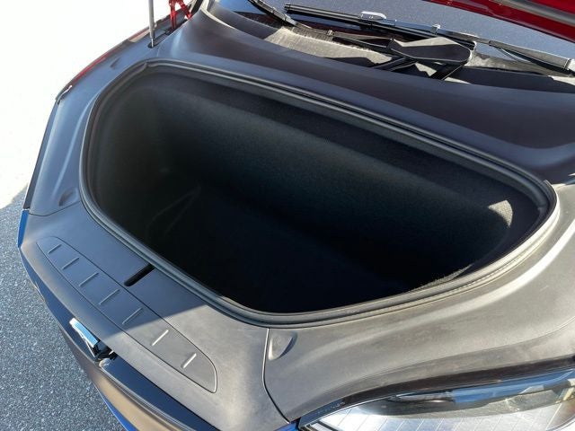 2023 Tesla Model X Standard Range