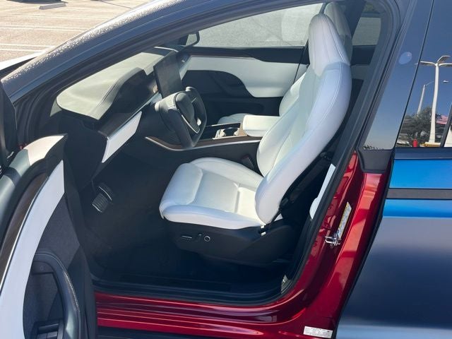 2023 Tesla Model X Standard Range