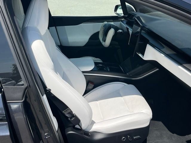 2024 Tesla Model X Plaid