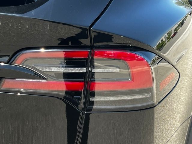 2024 Tesla Model X Base