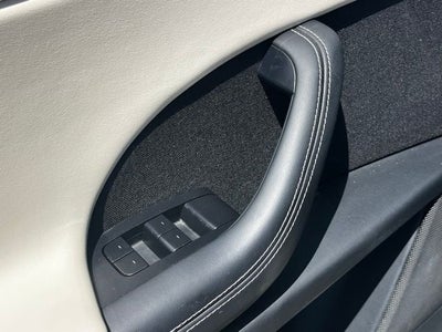 2024 Tesla Model X Base
