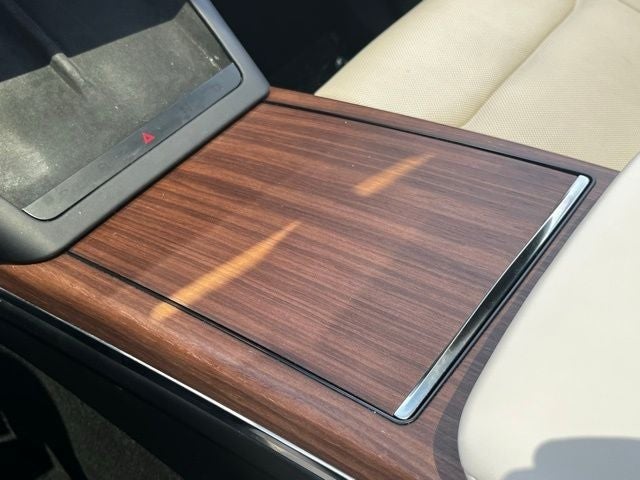 2024 Tesla Model X Base