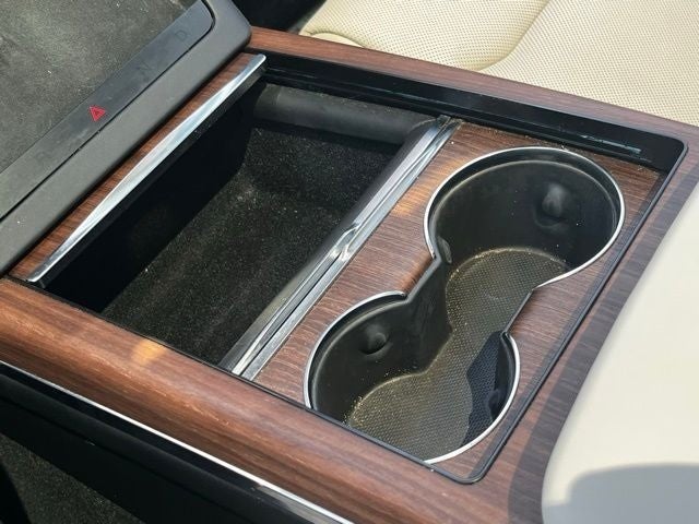 2024 Tesla Model X Base