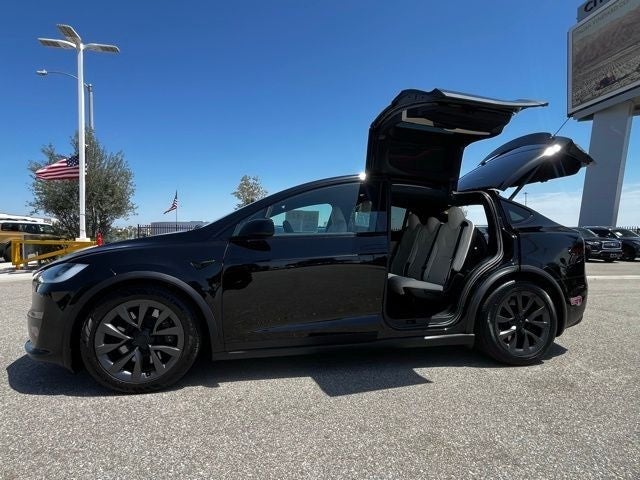 2024 Tesla Model X Base