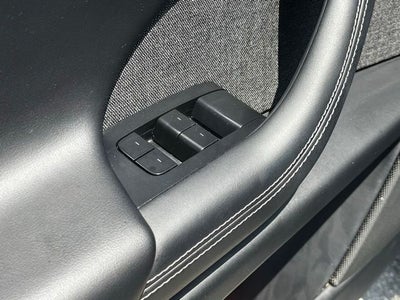 2024 Tesla Model X Base