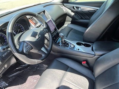 2015 INFINITI Q50 Base